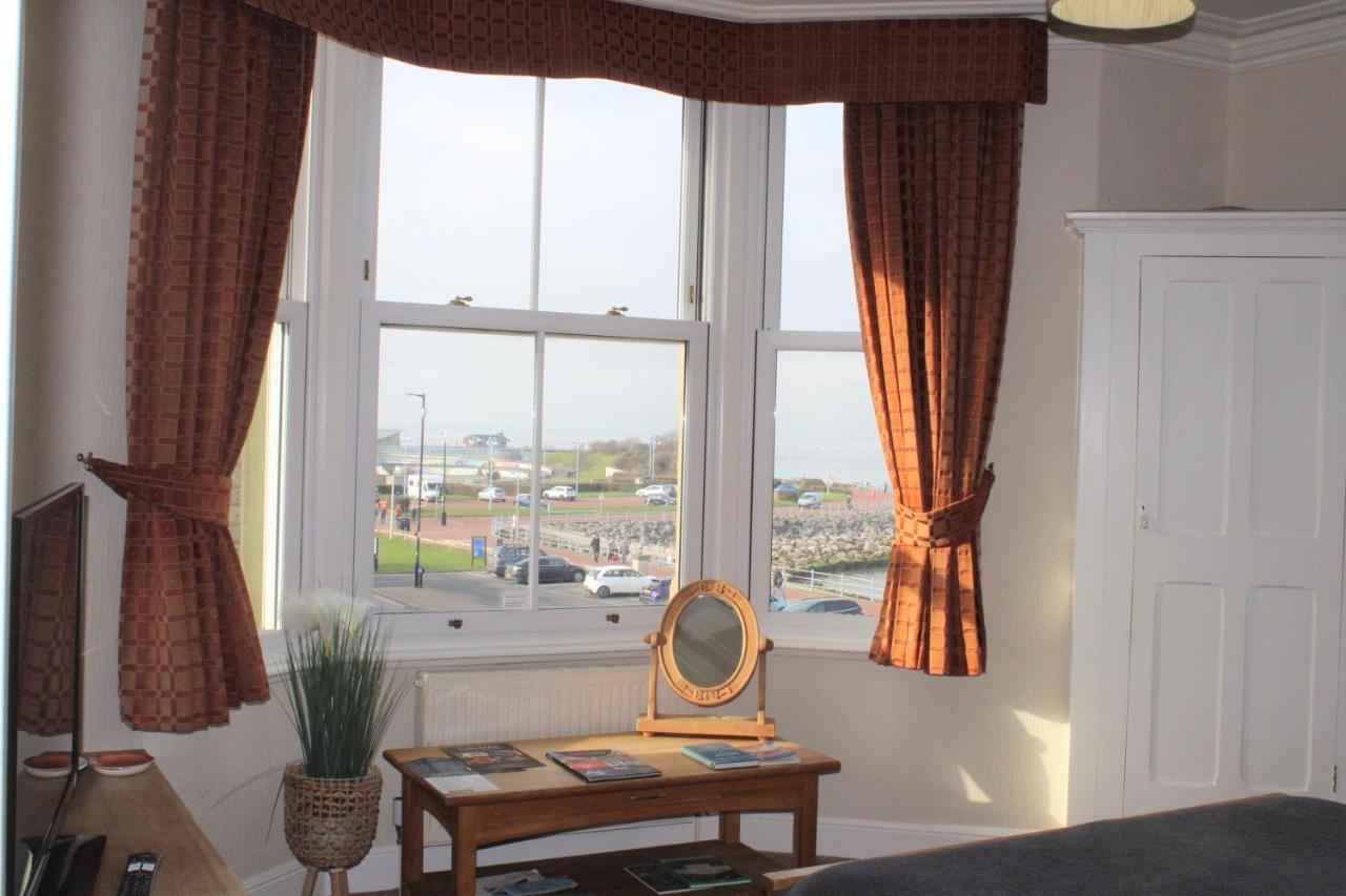 The Crown Hotel Morecambe Exterior photo